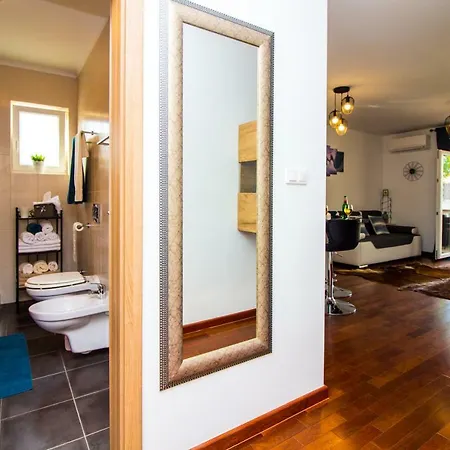 Apartment Luxurious Stella Del Mare 5 ***** *