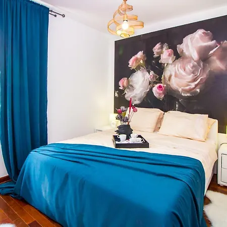 Luxurious Stella Del Mare 5 ***** Apartment